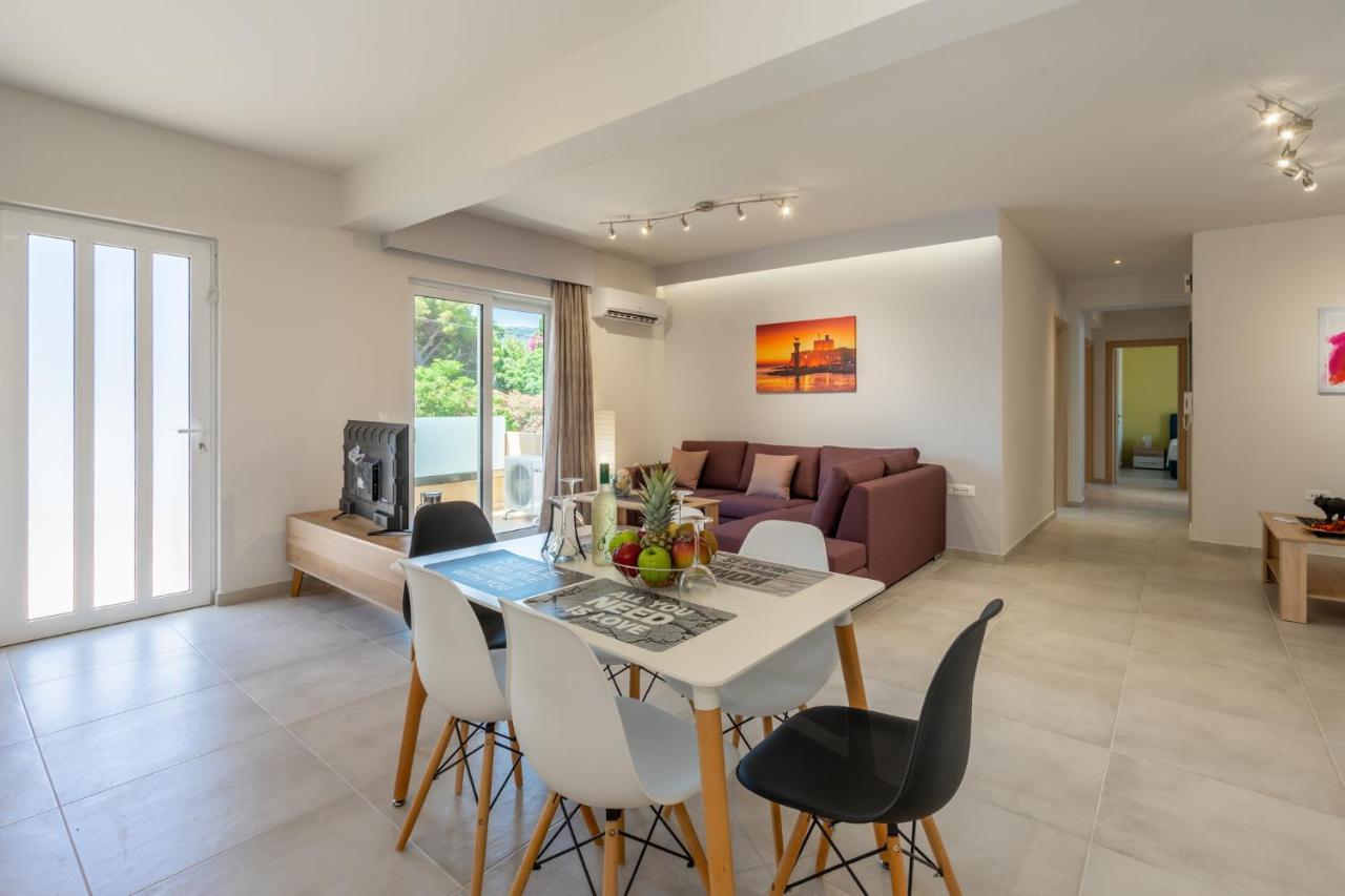 Apartment Massimo Ialysos  Dış mekan fotoğraf