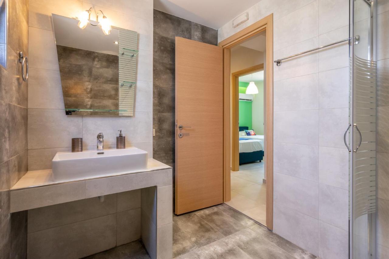 Apartment Massimo Ialysos  Dış mekan fotoğraf